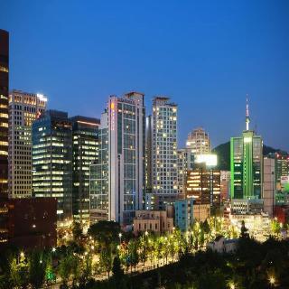 Ramada Hotel & Suites Seoul Namdaemun