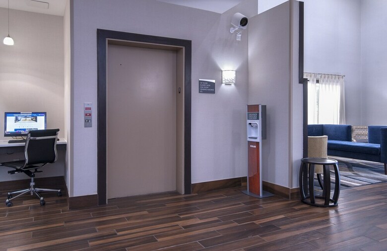 Hotel Sleep Inn Carolina First Center