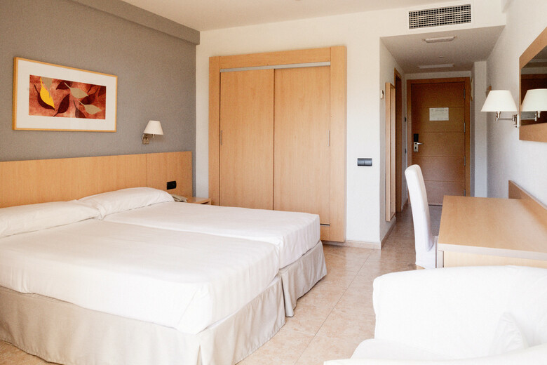 Hotel Almirante