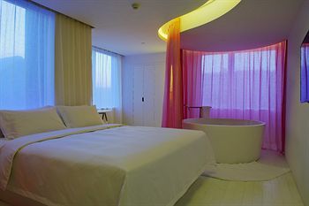 Hotel The Emperor Beijing Tian'anmen Square