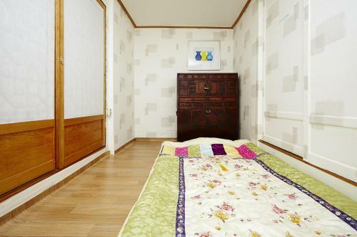 Hostal Vine Hanok Guesthouse