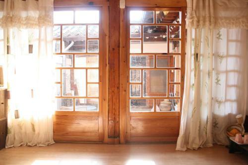 Hostal Vine Hanok Guesthouse