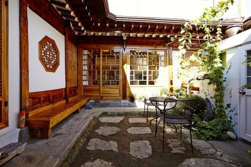 Hostal Vine Hanok Guesthouse