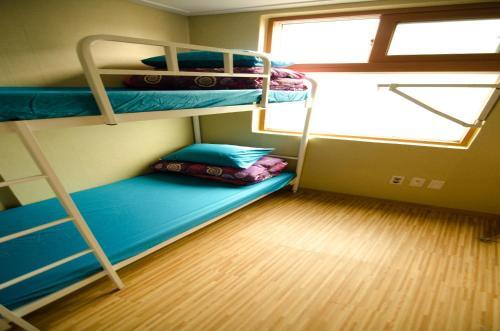 Hostal Kimchee Sinchon Guesthouse