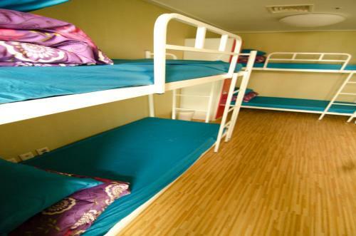 Hostal Kimchee Sinchon Guesthouse