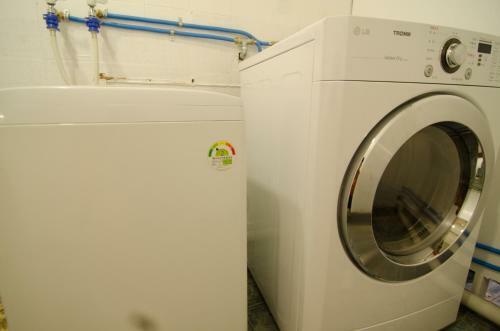 Hostal Kimchee Sinchon Guesthouse