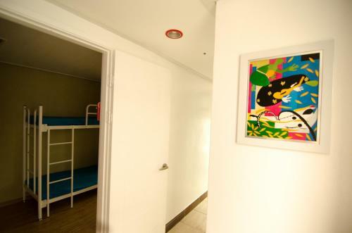 Hostal Kimchee Sinchon Guesthouse