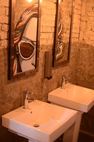Hostal Kimchee Sinchon Guesthouse
