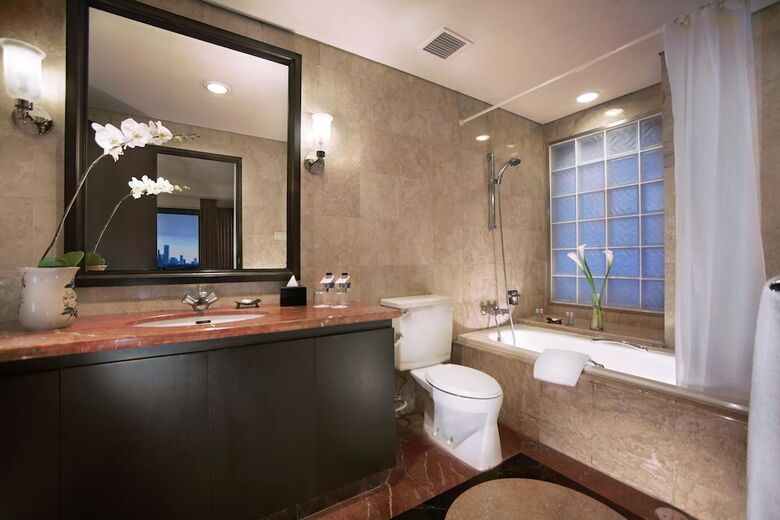 Hotel Aston At Kuningan Suites