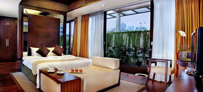 Hotel Aston At Kuningan Suites