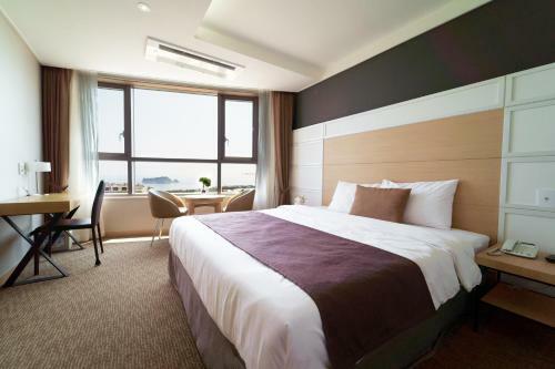 Hotel Ramada Encore East Seogwipo
