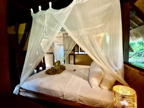 Flower Bud Bungalow Balangan