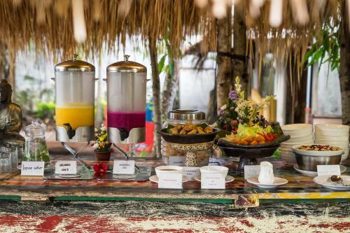 Flower Bud Bungalow Balangan