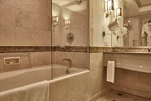 Hotel The Park Lane Jakarta