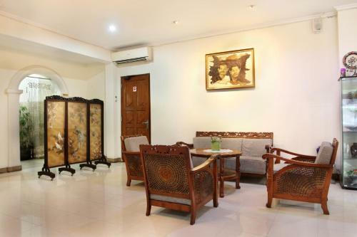 Hostal Griya Patria Guest House