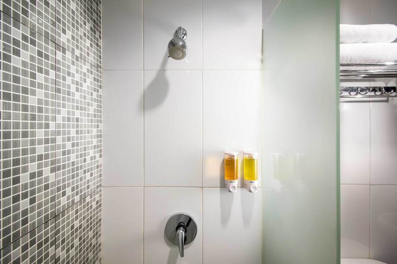 Hotel 88 Mangga Besar 62