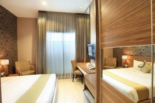 Rasuna Icon Hotel