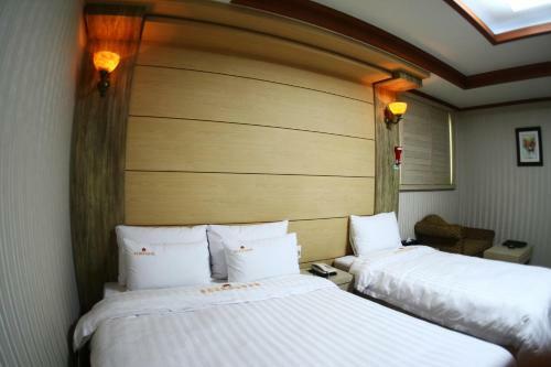 Songtan Metro Tourist Hotel