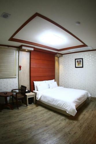 Songtan Metro Tourist Hotel