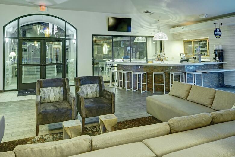 Hotel Desert Rose Resort
