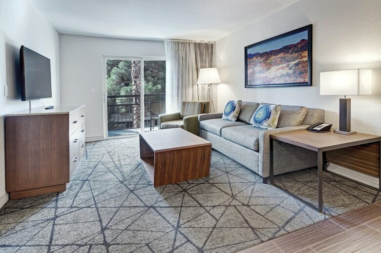 Hotel Desert Rose Resort