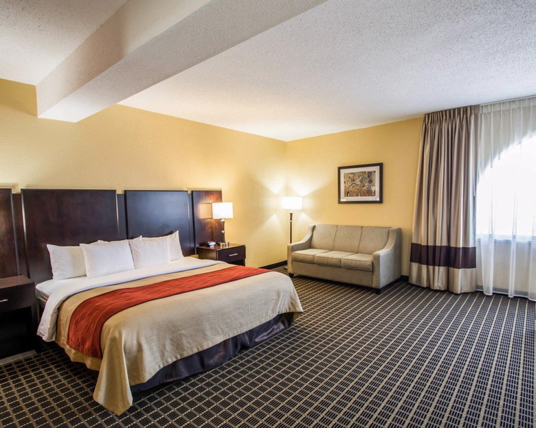 Hotel Clarion Inn & Suites Miami Airport