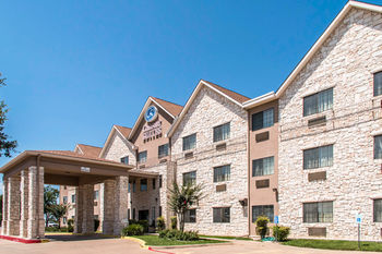 Hotel Comfort Suites I-35 North