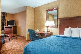 Hotel Quality Inn & Suites