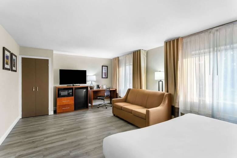 Hotel Comfort Inn Red Horse