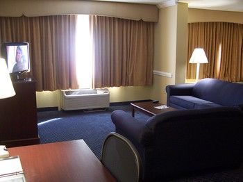 Hotel Clarion Inn Conference Center
