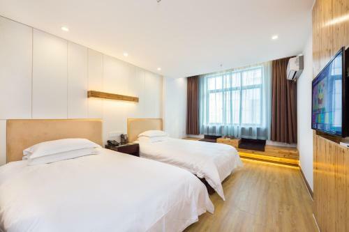 Yiwu Europe's Jia Hotel