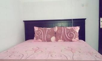 Bed & Breakfast Swandewi Homestay