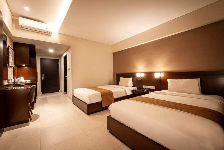 Hotel Yulia Beach Inn Kuta