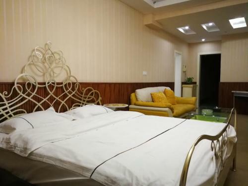 Haochi Street Apartment