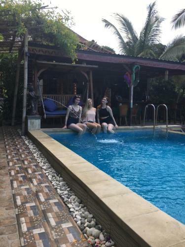 Breeze Villa