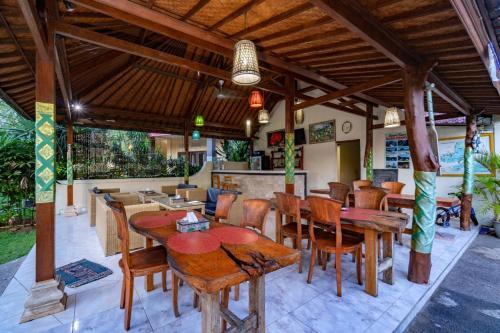 Hostal Taos House