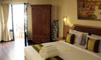 Hotel The Flora Kuta Bali