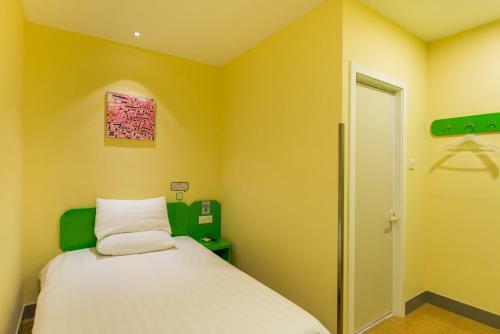 Hotel Hi Inn Dalian Malan Square Branch