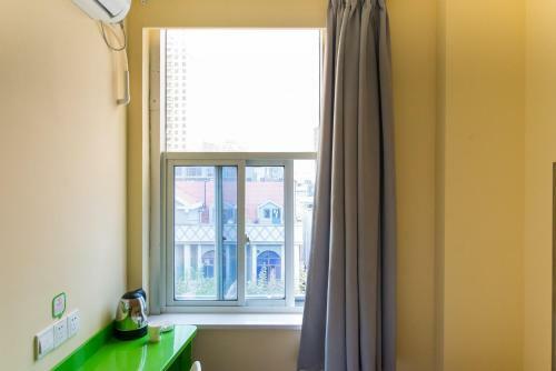 Hotel Hi Inn Dalian Malan Square Branch