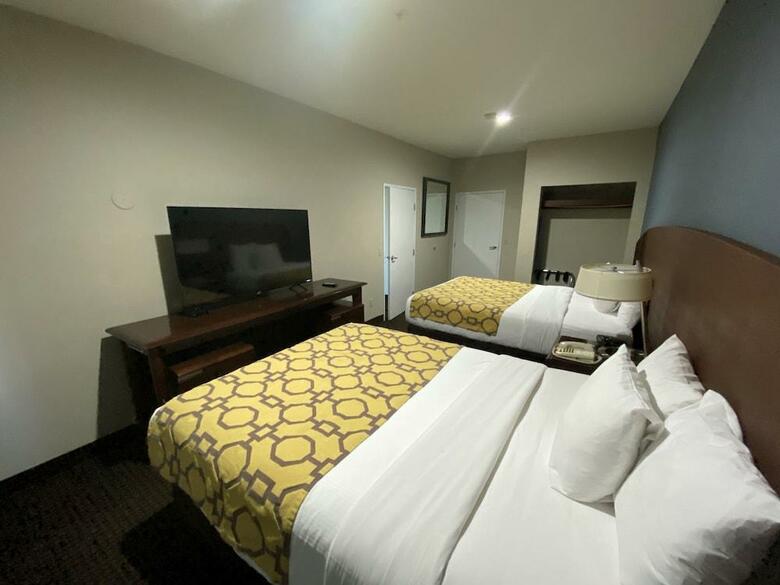 Hotel Comfort Suites North Academy