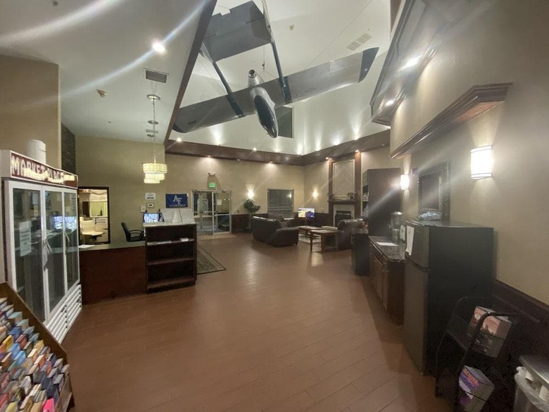 Hotel Comfort Suites North Academy