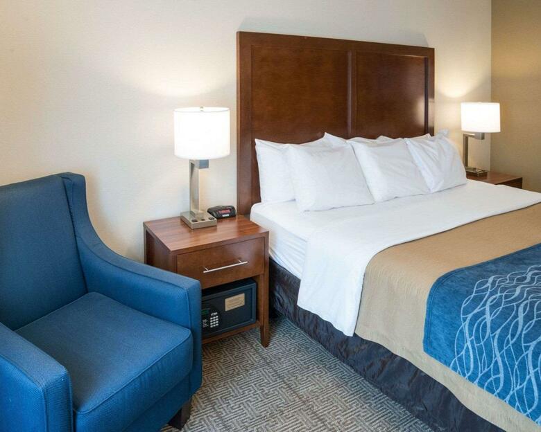 Hotel Comfort Inn West