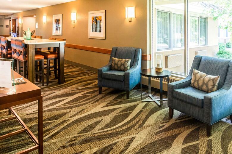 Hotel Comfort Inn West