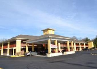 Hotel Comfort Inn West
