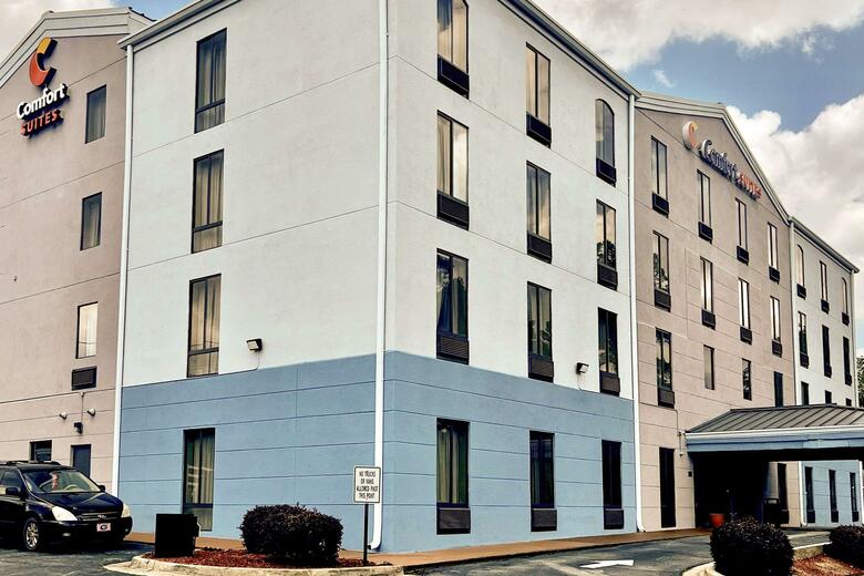 Hotel Comfort Suites