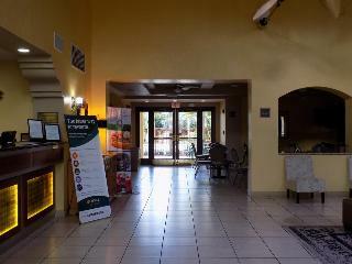 Hotel Comfort Suites