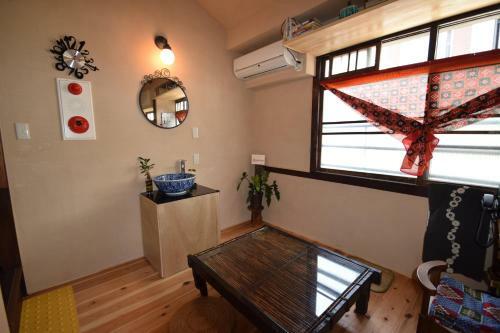 Hostal Santana Guest House Kyoto