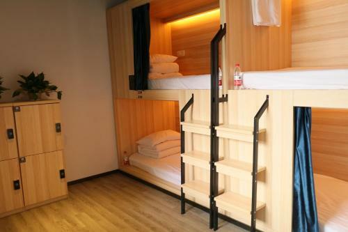 Albergue Desti Youth Park