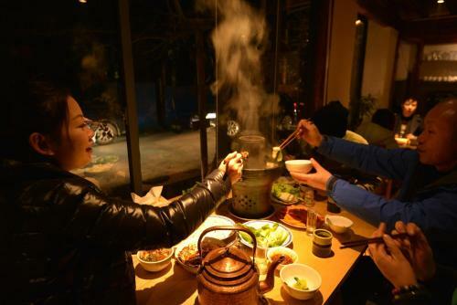 Hostal Qingyun Yard Stories From Afar Inn