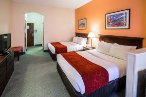 Hotel Comfort Suites Airport
